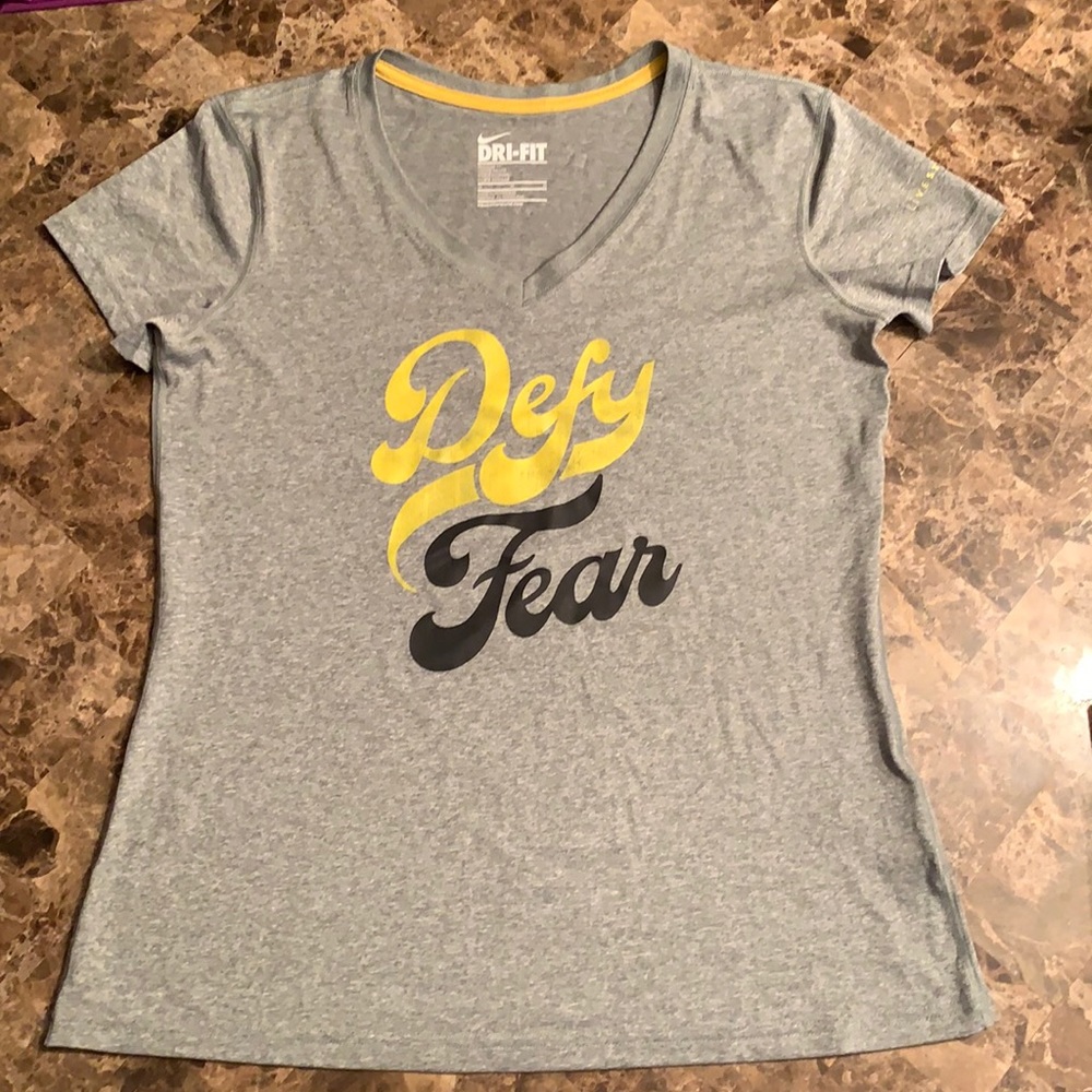 Nike Dri-fit V-neck Defy Fear tshirt, size M, EUC